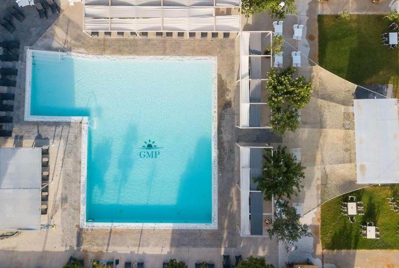 Buka Sandy Beach Месіні Екстер'єр фото